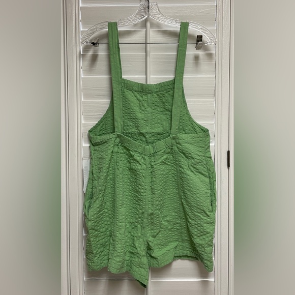 Urban Outfitters Green Linen Romper with Pockets - Size M - Picture 3 of 8